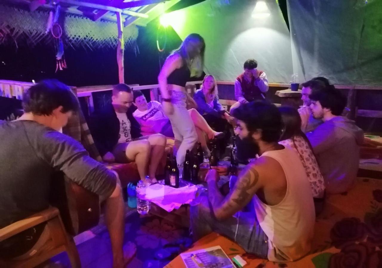 Tree House Cafe Ella Hostel Ngoại thất bức ảnh